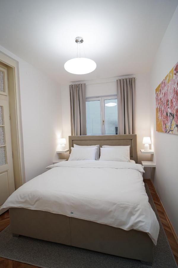 Quiet Luxury Family Apt Belgrade Fortress Center Exterior foto